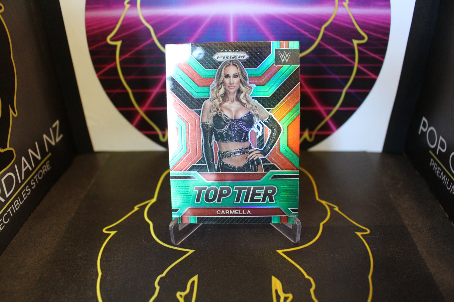 WWE- Carmella