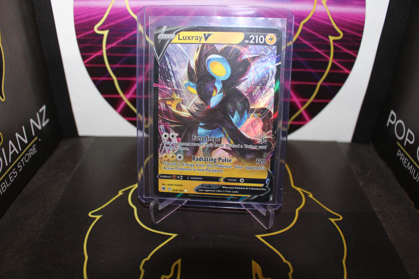 TCG - Luxray V