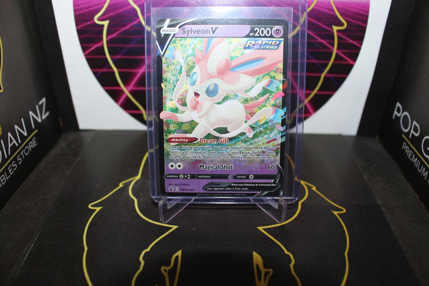 TCG - Sylveon V
