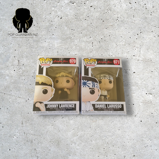 TV- Cobra Kai - Johnny Lawrence & Daniel Larusso  970-971