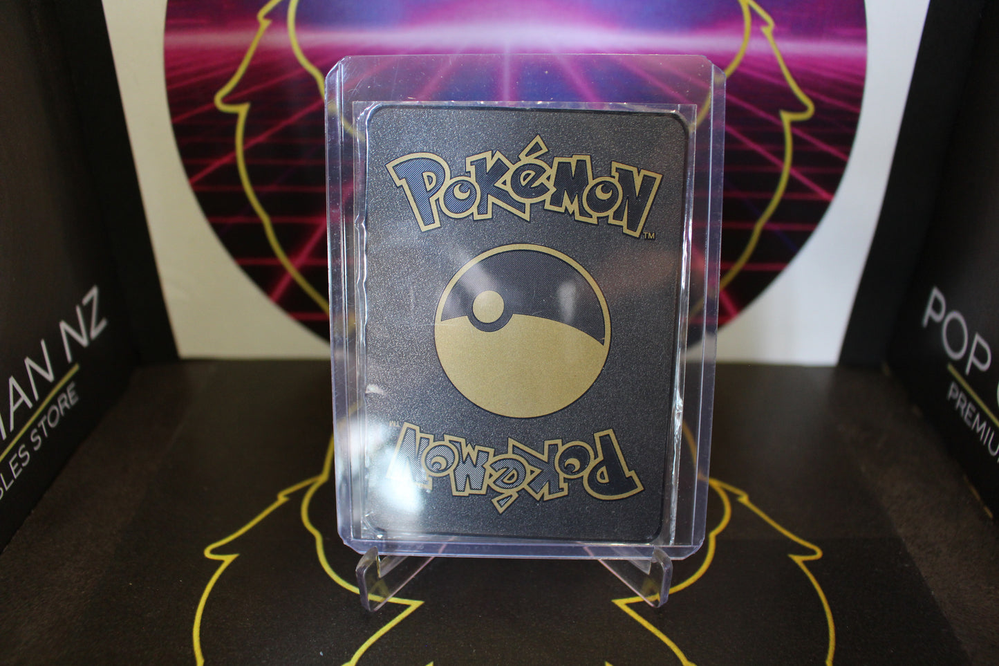 TCG - Charizard (Black Metal)