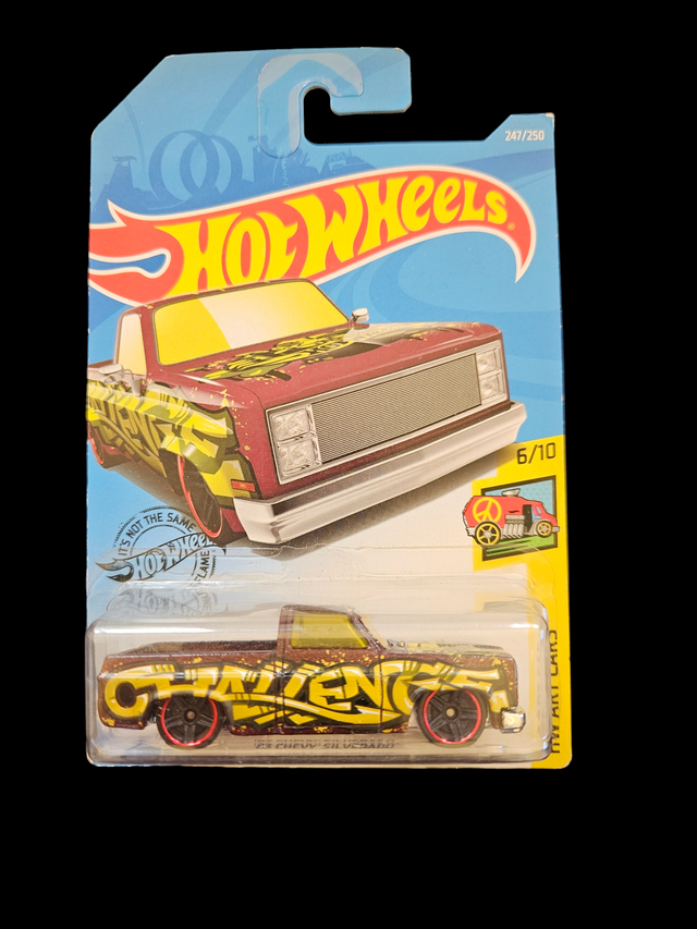 Mattel Hot Wheels - 83 Chevy Silverado