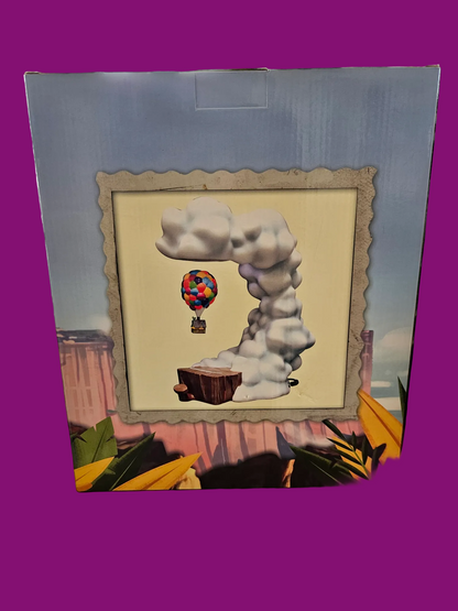 Disney / Pixar 'Up' house light-up levitating figurine